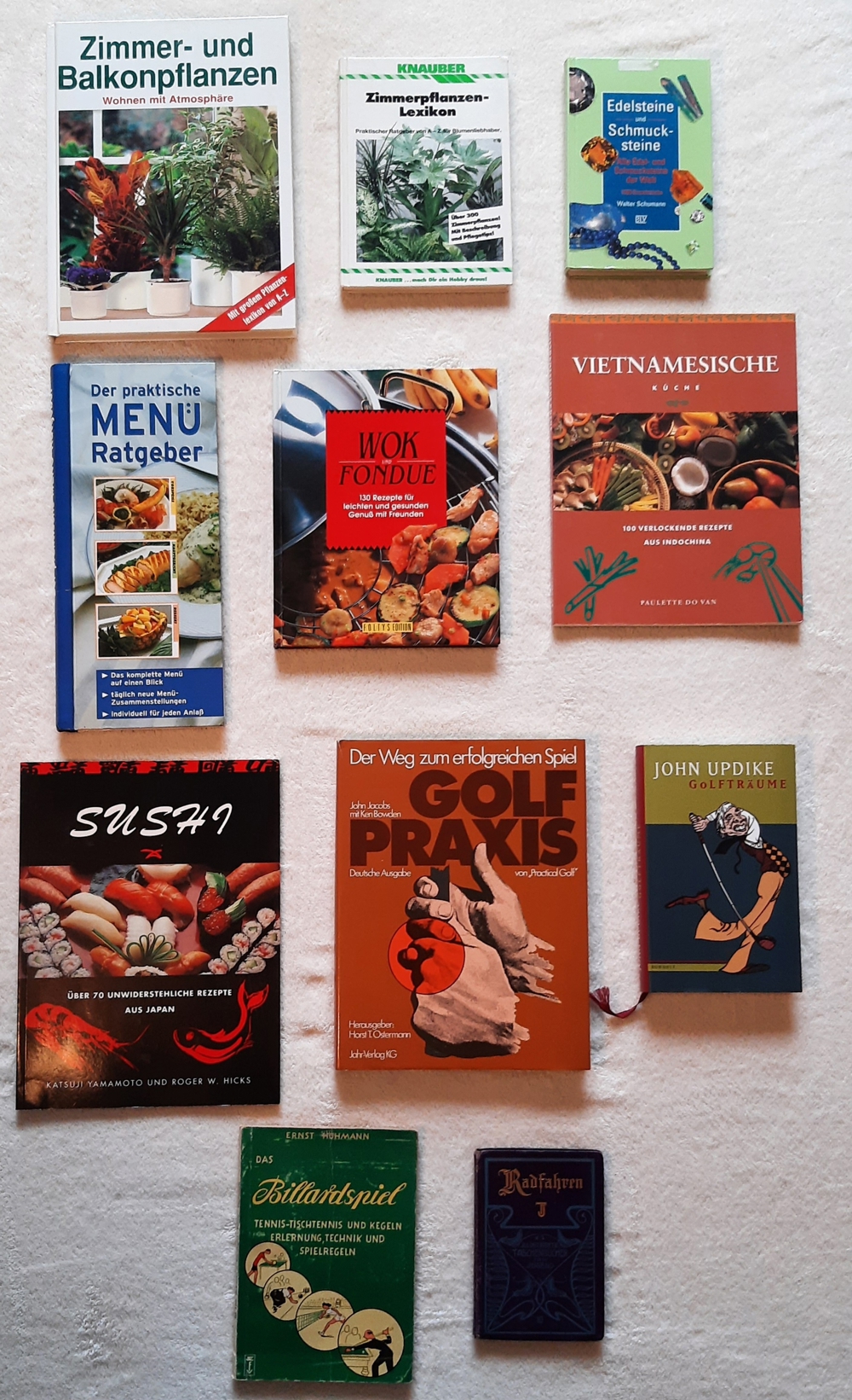 Sachbücher-Konvolut: 11 Bücher, Bereich Kochen, Floristik u. Sport