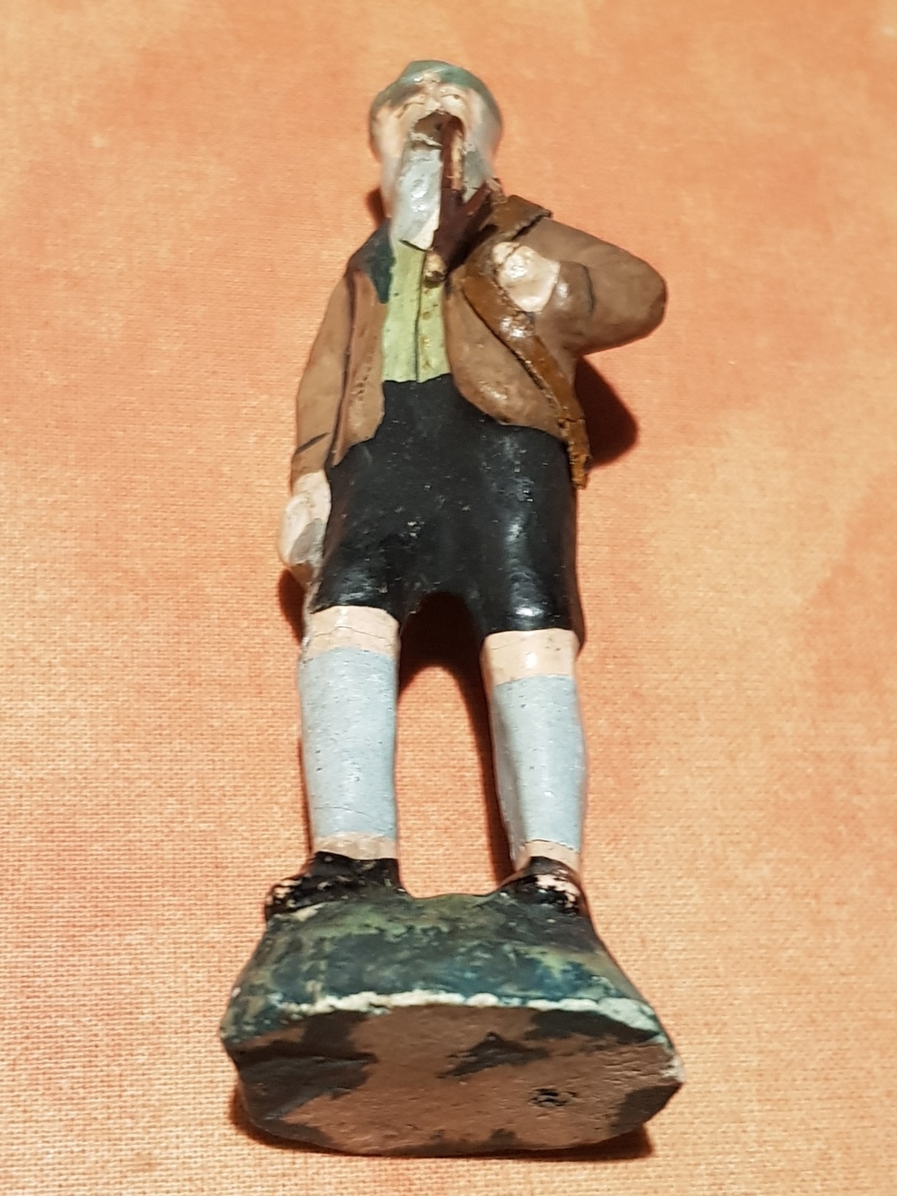 1 altes Ton Männchen handbemalt aus den 1950ern