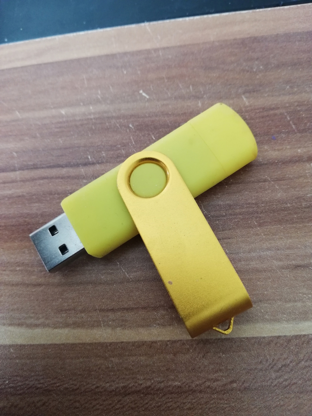 Versauter USB Stick
