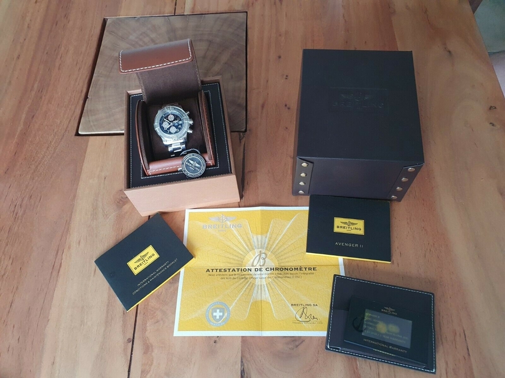 Breitling Avenger II Chronograph 43mm Automatik - Full Set 2016