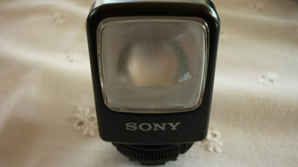 Sony DCR-TRV 900E Handycam Vision Mini DV 3 CCD Camcorder