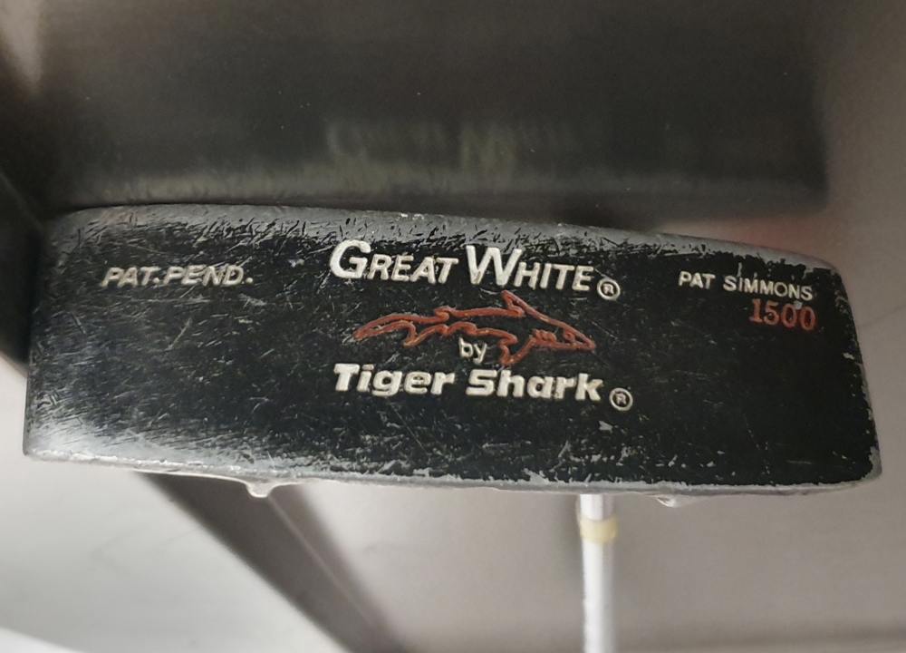Golf Great White by Tiger Shark Pat Simmons 1500 rechtshändig Golfputter