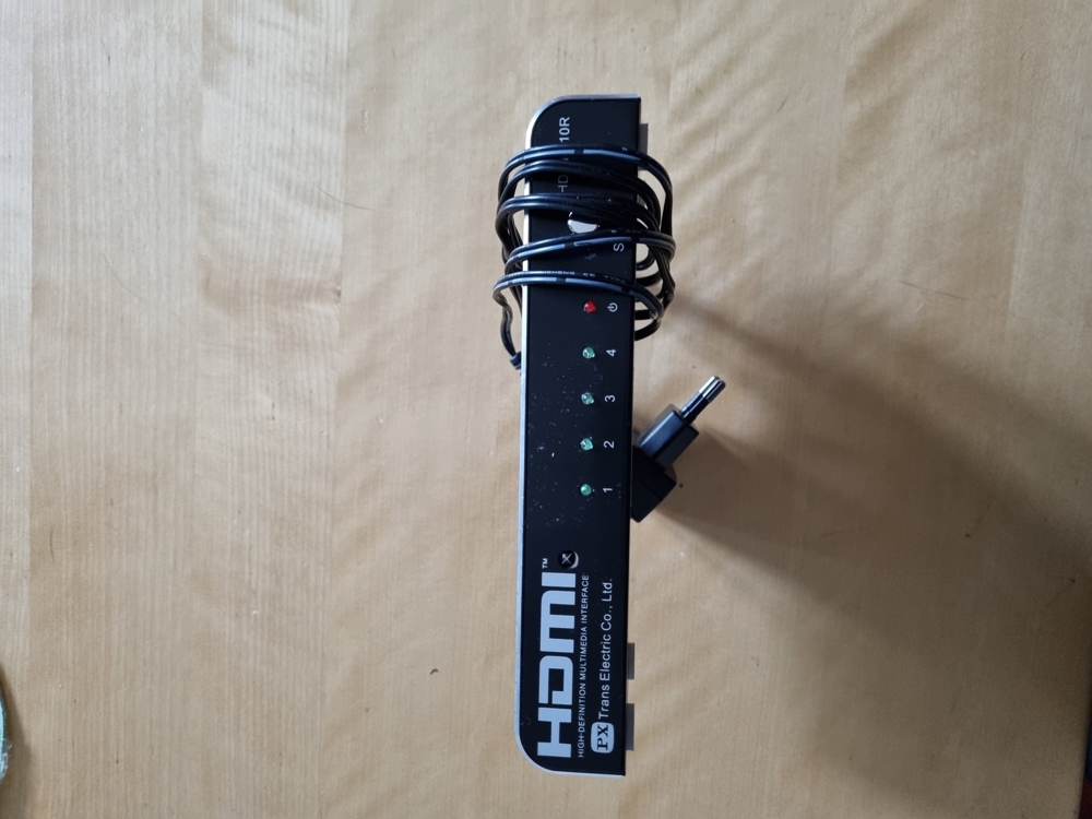HDMI Verteiler mit Netzwerk Kabel  bis ende diese Monat für 25  