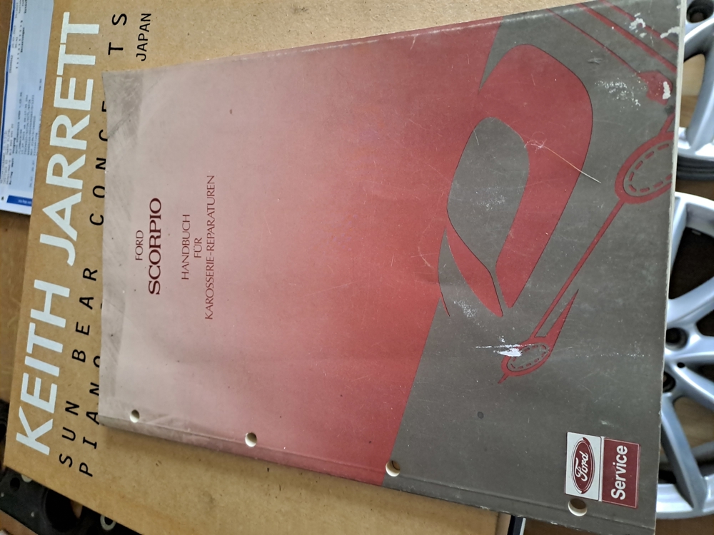 Ford Scorpio Handbuch für Karosserie-Arbeiten(gebraucht)
