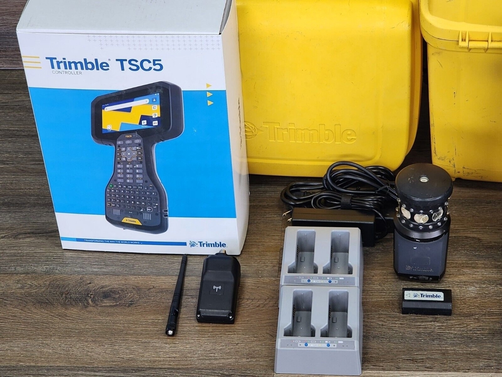 Trimble S7 3 DR Plus Robotische Vermessungs-Totalstation mit TSC5 Zugang und MT1000