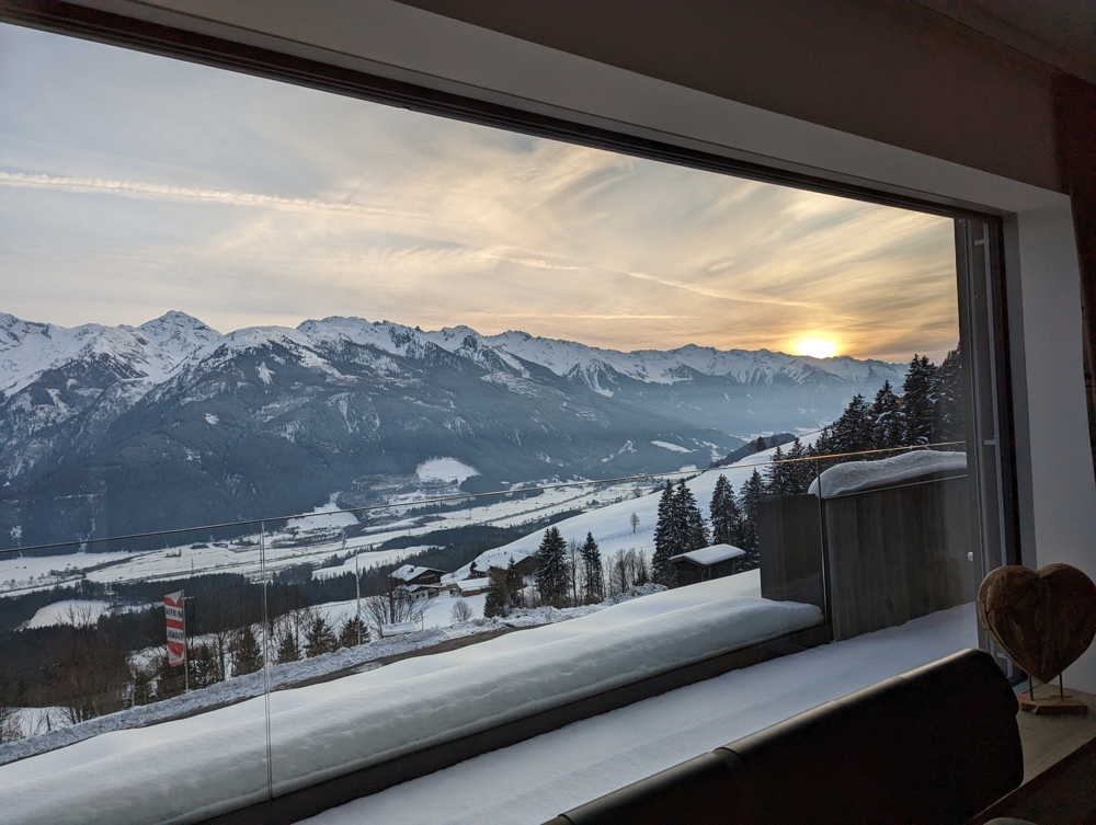 Bergadvent in Kitzbühel   30.11.-14.12.2026 (14 Nächte)   Fewo & Sauna   1A Aussichtslage   Alpen 