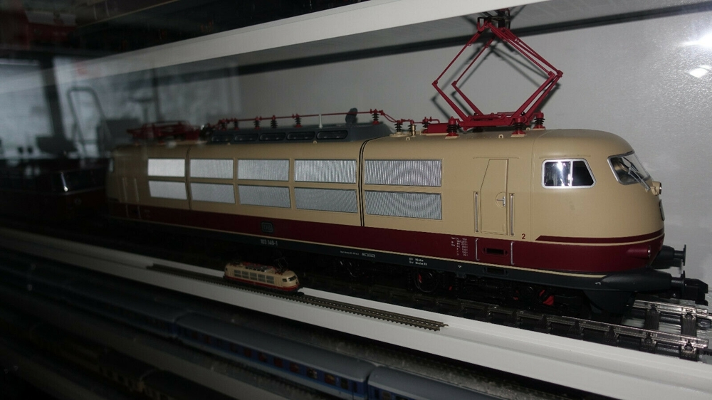 Märklin Spur 1 55107 Elektrolokomotive Baureihe 103.1 ohne das Spur Z Vitrinenm