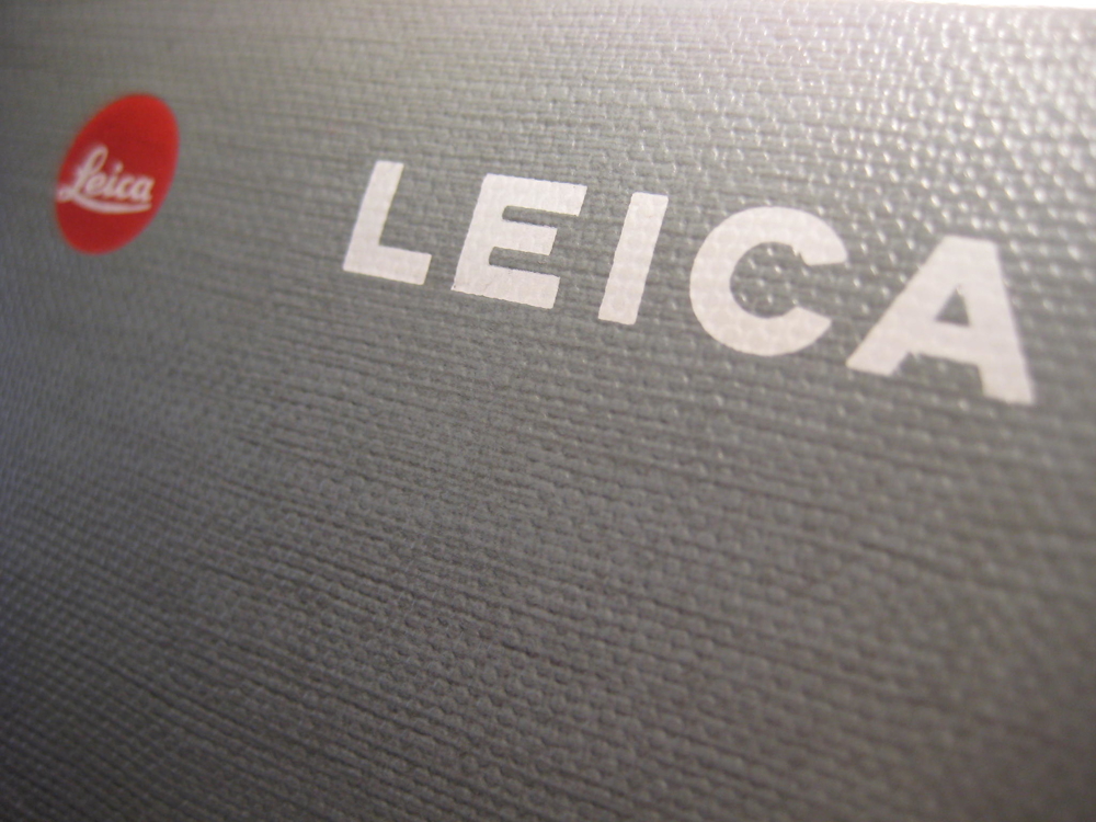 Leica r8 - boxed   ovp - slr - kamera - +plus 2 x leica - eur 735