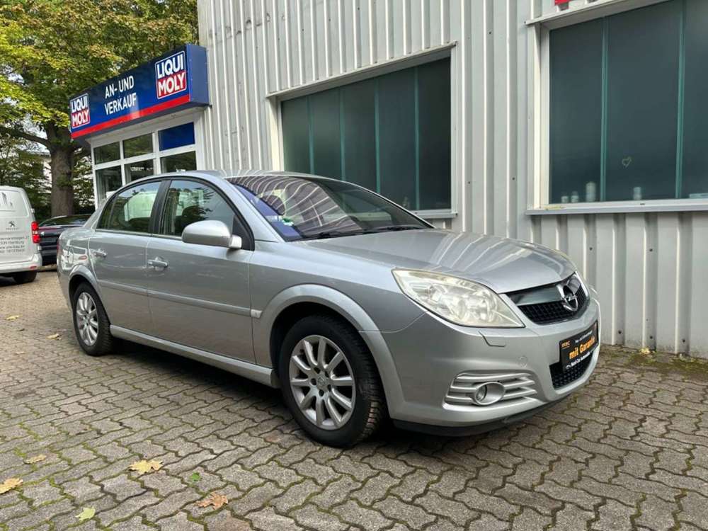 Opel Vectra 2.2 DIRECT Cosmo Automatik