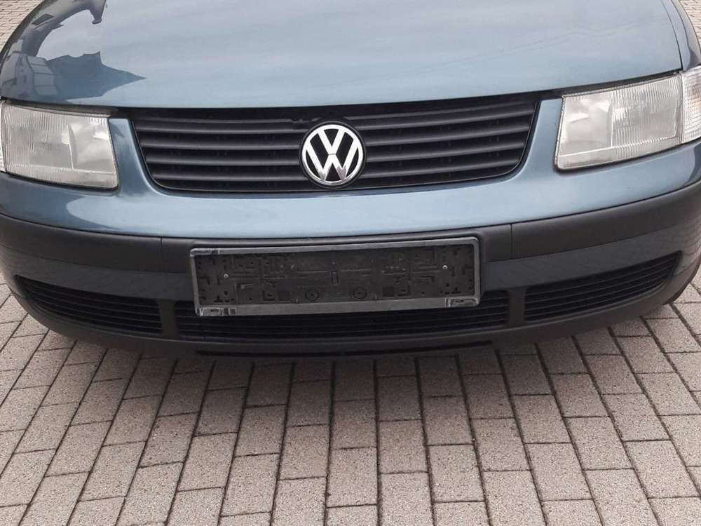 Volkswagen Passat Variant 1.6 Edition TÜV 10.25