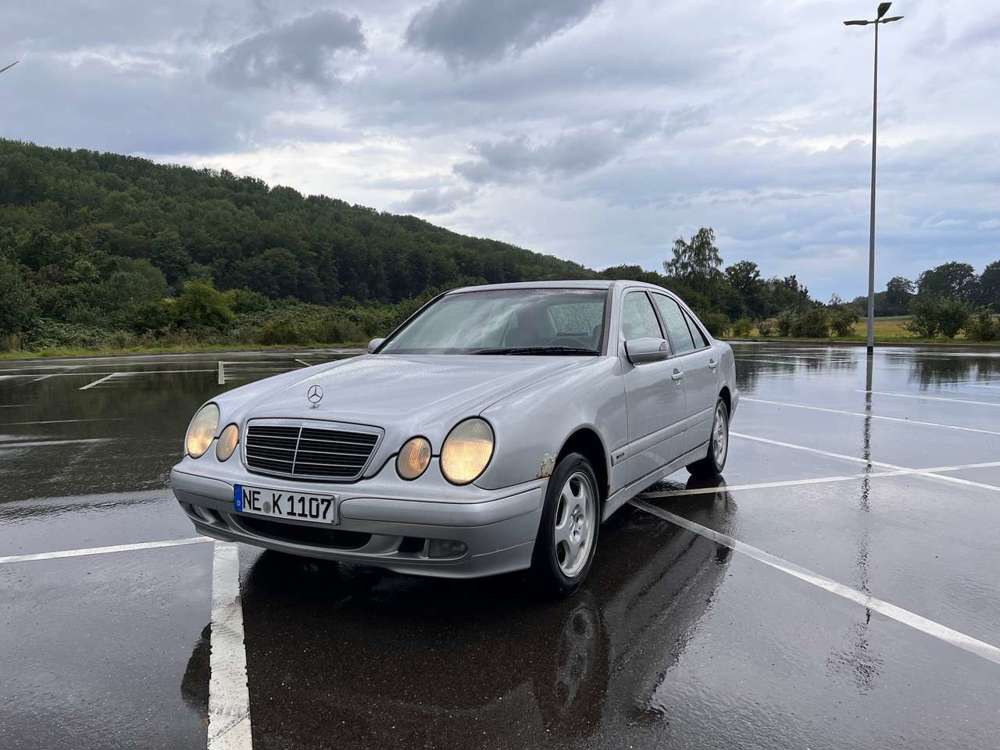 Mercedes-Benz E 220 CDI Classic