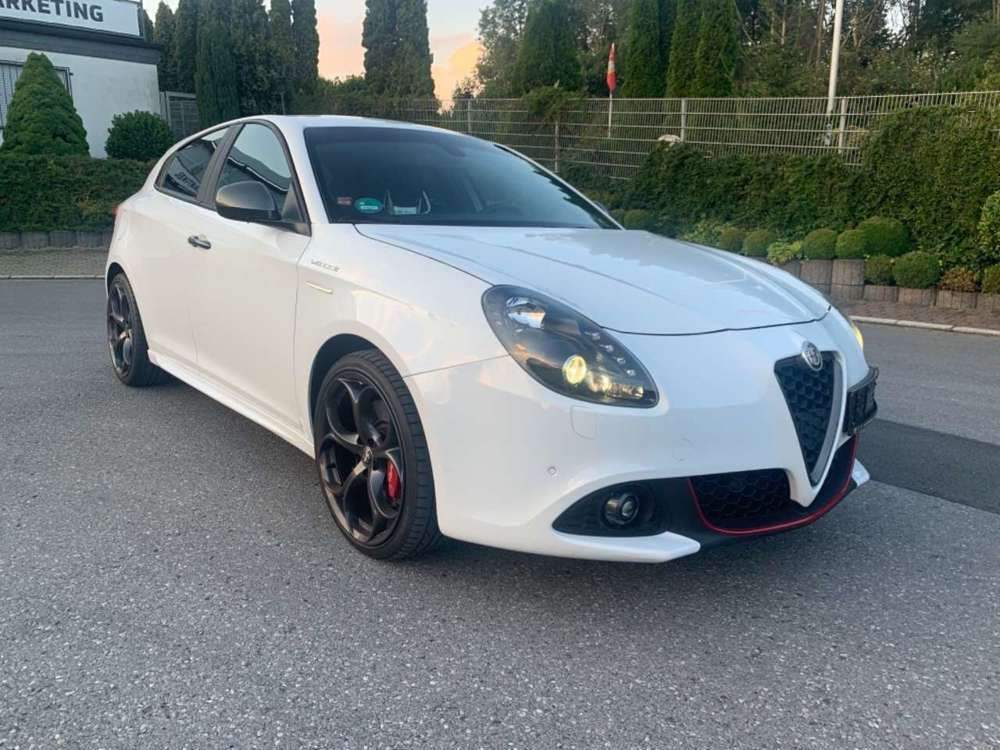 Alfa Romeo Giulietta Veloce*Xenon*Leder*Klima*Automatik*1Hd