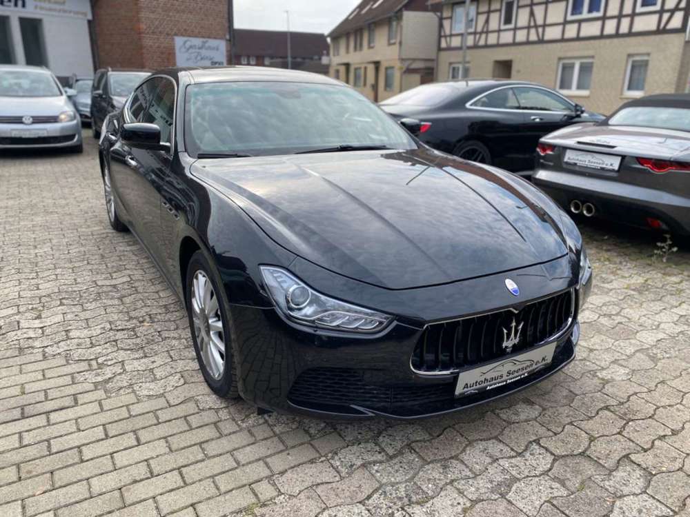 Maserati Ghibli 3.0 V6 Automatik * Navi*Leder*