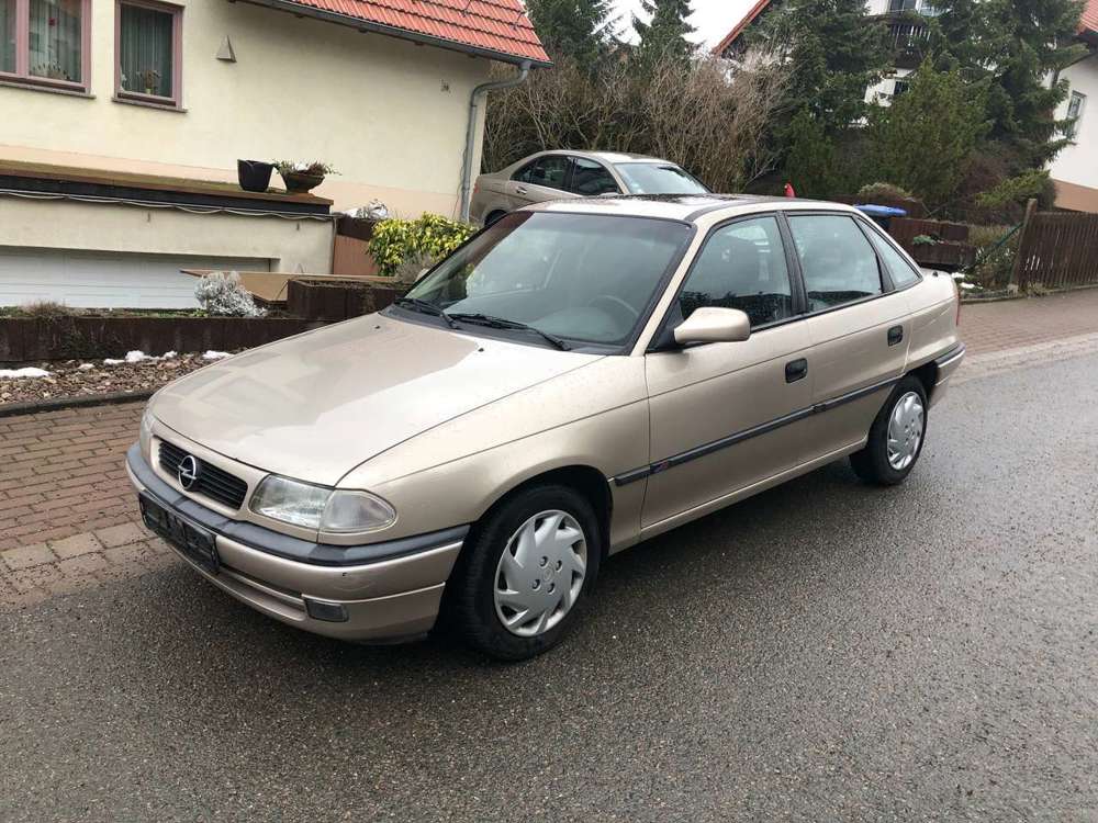 Opel Astra GL