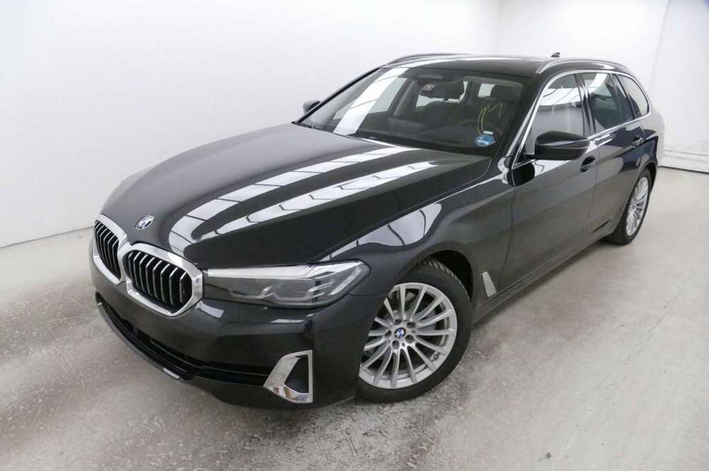 BMW 520 Touring 520 d Luxury Line Head Up Leder Panorama