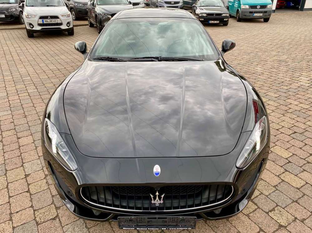 Maserati GranTurismo 4.7 V8 Sport MC Shift Carbon aus Sammlung 1.Hand