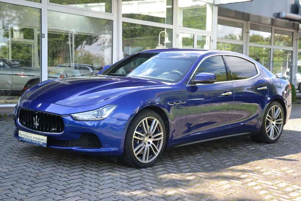 Maserati Ghibli Automatik S Q4*KAMERA*20 ZOLL*NAVI*LEDER