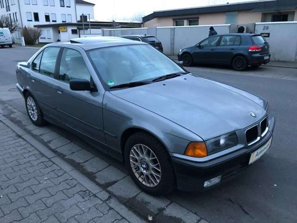 BMW 320 3er