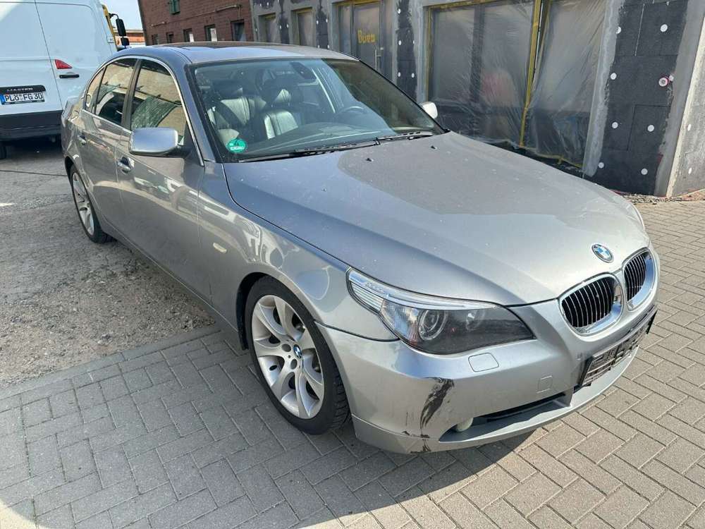 BMW 545 545i