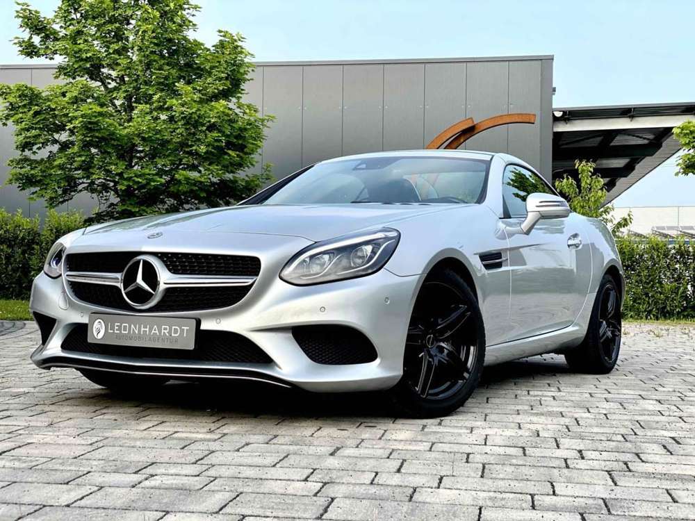 Mercedes-Benz SLC 300 AMG Line|Pano|LED|COMAND|Sport|1Hd.|Top Zustand