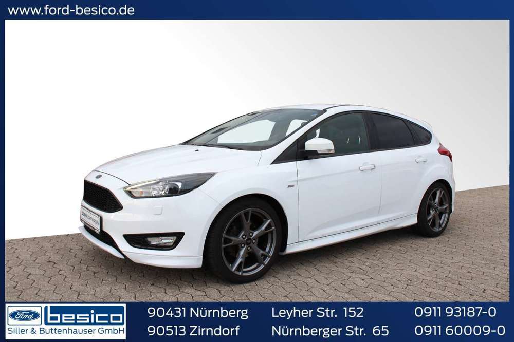 Ford Focus ST-Line 1,0EcoBoost*140PS*Xenon*Navi*18 Zoll*PDC*