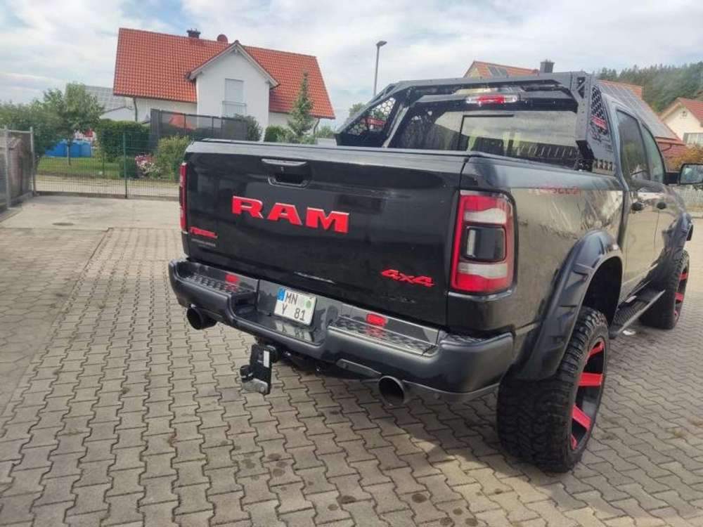 Dodge RAM Rebel  mit Höherlegung 6 Zoll