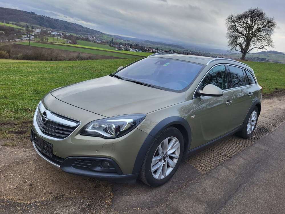 Opel Insignia 4x4 A Country Tourer AHK  Pano Abstants-Tempomat