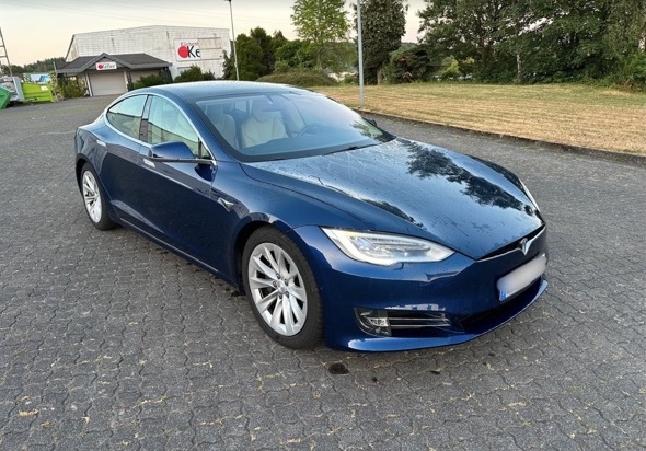 Tesla Model S 75D Dual Motor 525 PS, 08 2018, 149719 KM, 2. Hd., CCS, FSD, Premium, Carbon, TÜV neu