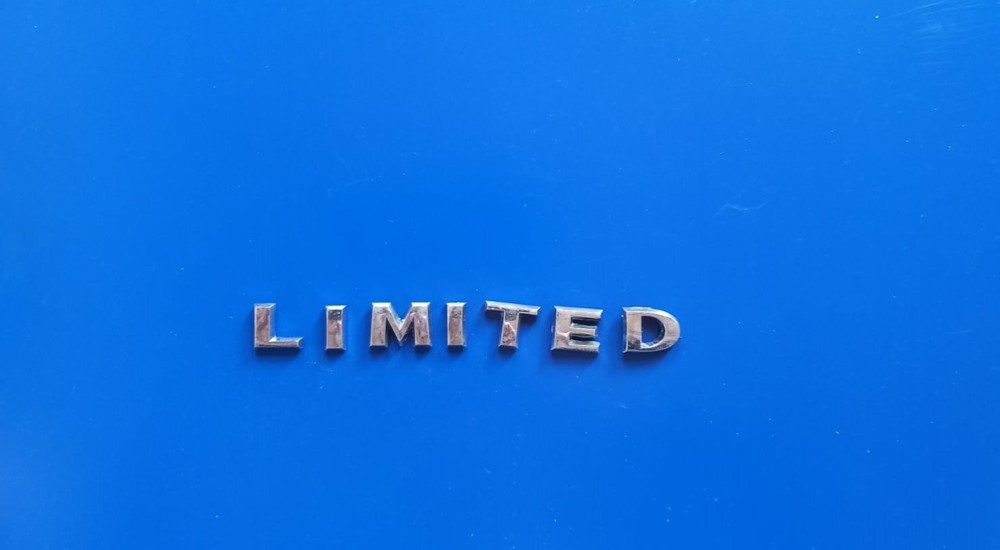 2005-2011 Jeep Liberty Limited Emblem Logo Buchstaben Abzeichen Kofferraum