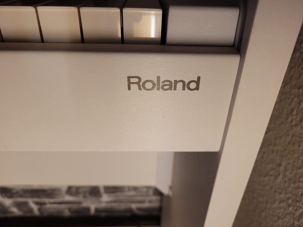 Roland Digital Piano F-120