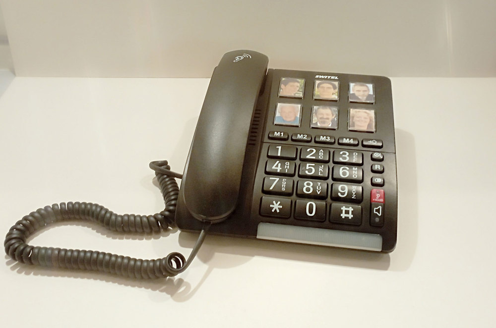 Großtastentelefon Switel TF540, sechs programmierbare Fototasten, extra lauter Klingelton