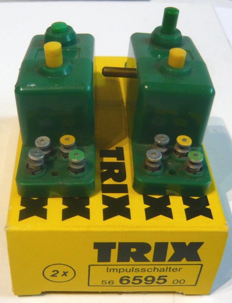 TRIX H0 N 6595 Drucktasten-Weichen-Schalter 2x