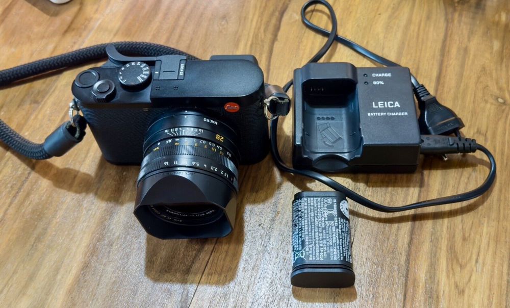 Kamera Leica Q2 - Top-Zustand