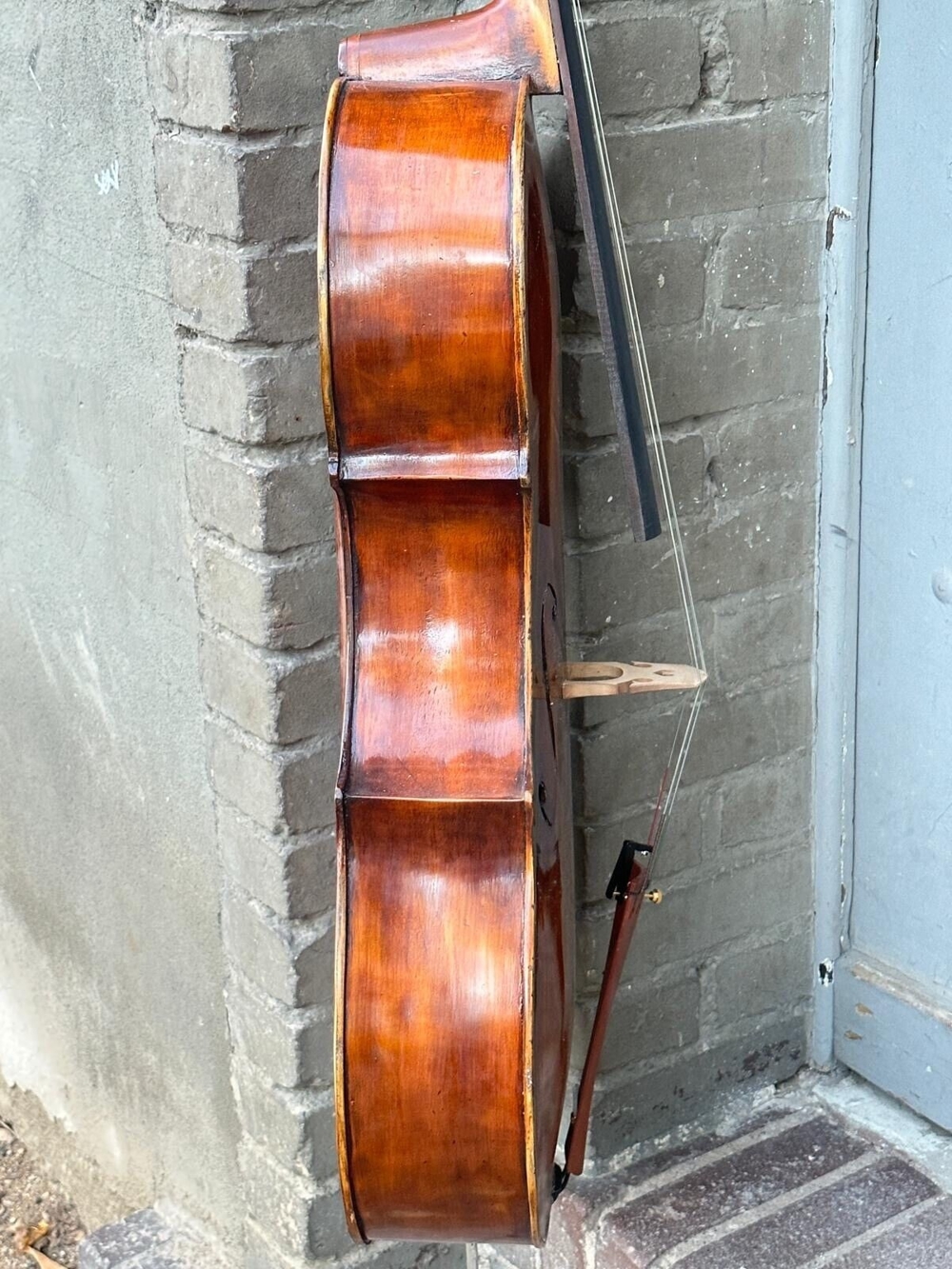 Feines Cello 44 Violoncello mit Zettel Iacobus P. Gordanus 1774 Fine cello