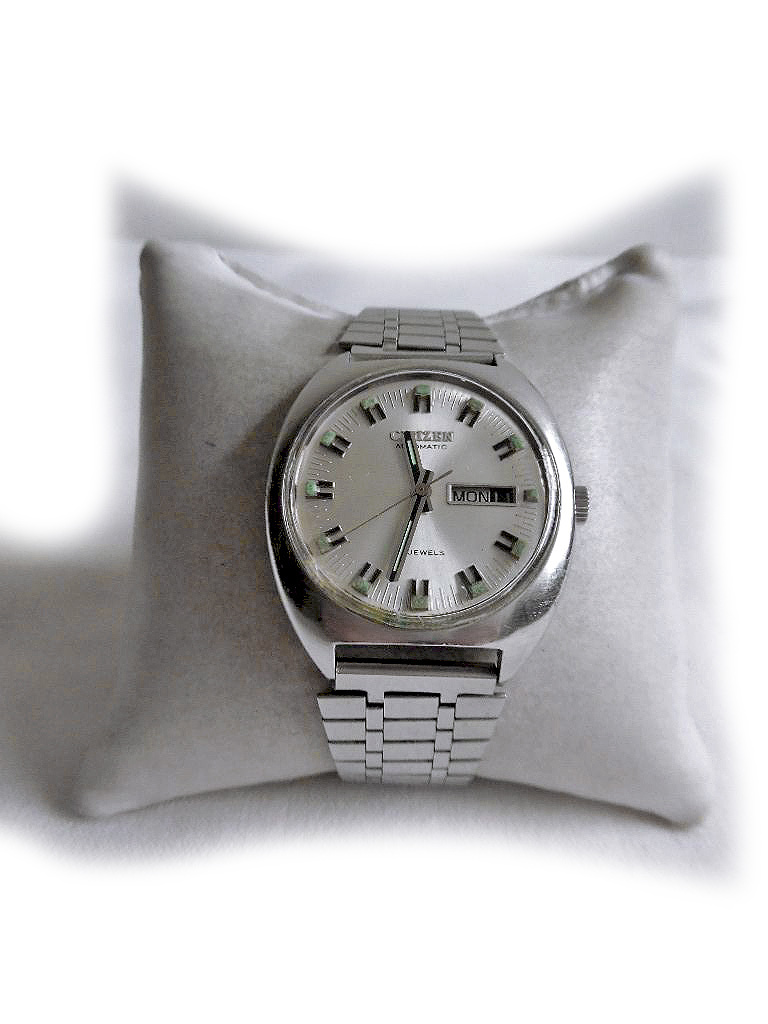 Schöne Armbanduhr von Citizen Automatic