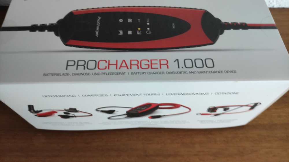 Procharger 1000 Batterieladegerät und Startbooster 
