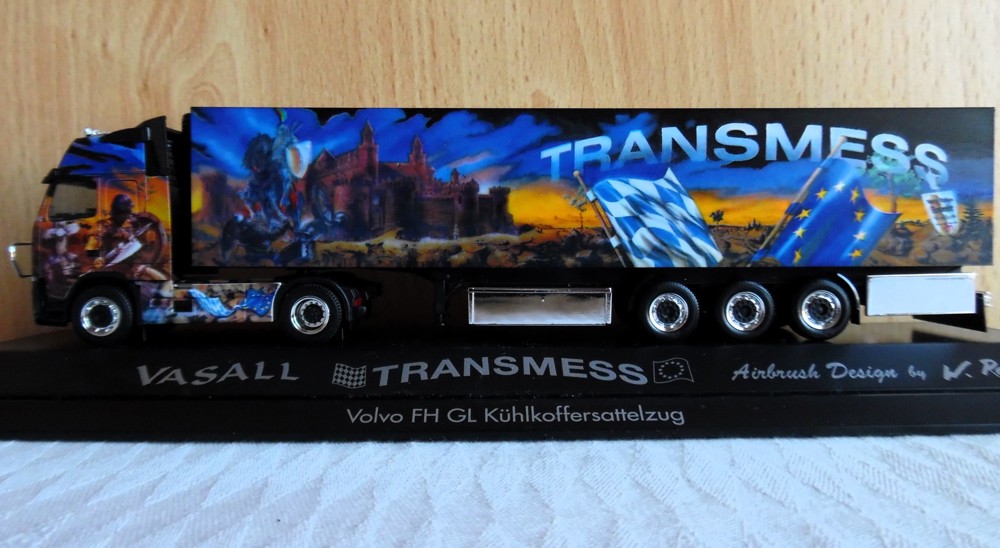 Volvo FH GL Kühlkoffersattelzug VASALL TRANSMESS Airbrush Design by W. Rosner Herpa OVP Volvo FH GL Kühlkoffersattelzug VASALL TRANSMESS Airbrush Design by W. Rosner Herpa OVP