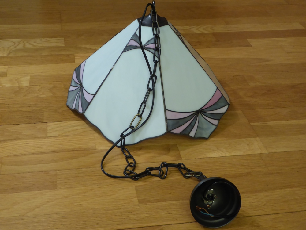 Decken - Hängeleuchte  bleiverglast Jugenstil-Design