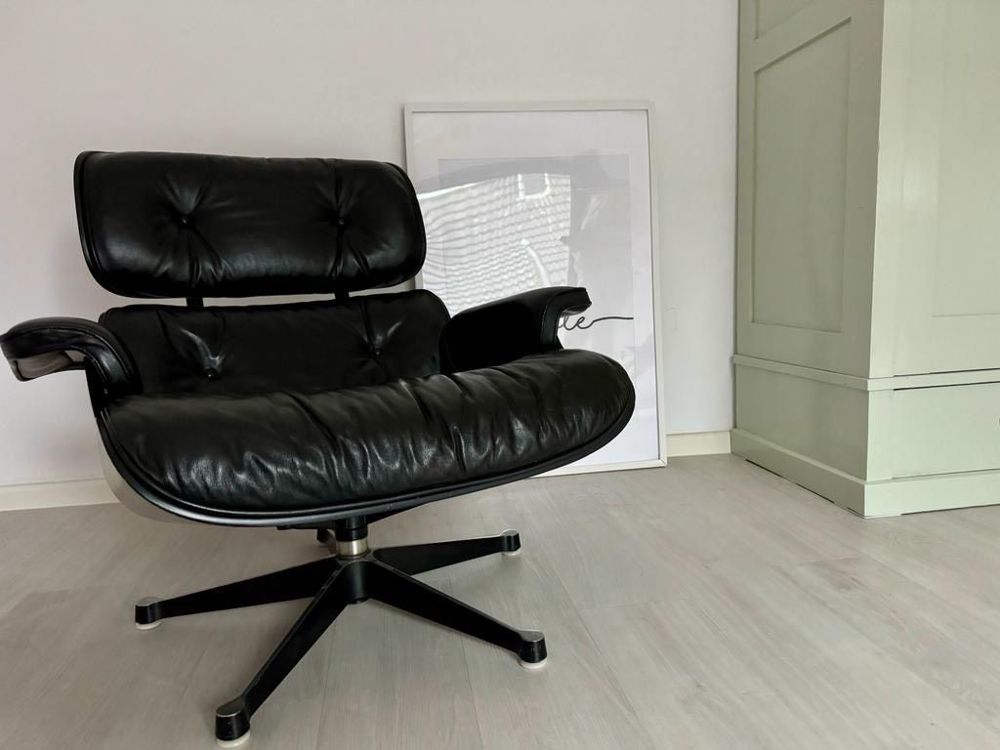 Herman Miller schwarz Original Lounge Chair Vitra Eames Leder