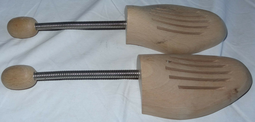 SS6 Schuhspanner Holz Spiralfeder Gr.38 39 Echtholz kaum benutzt einwandfrei erhalten Schuhe Spanne