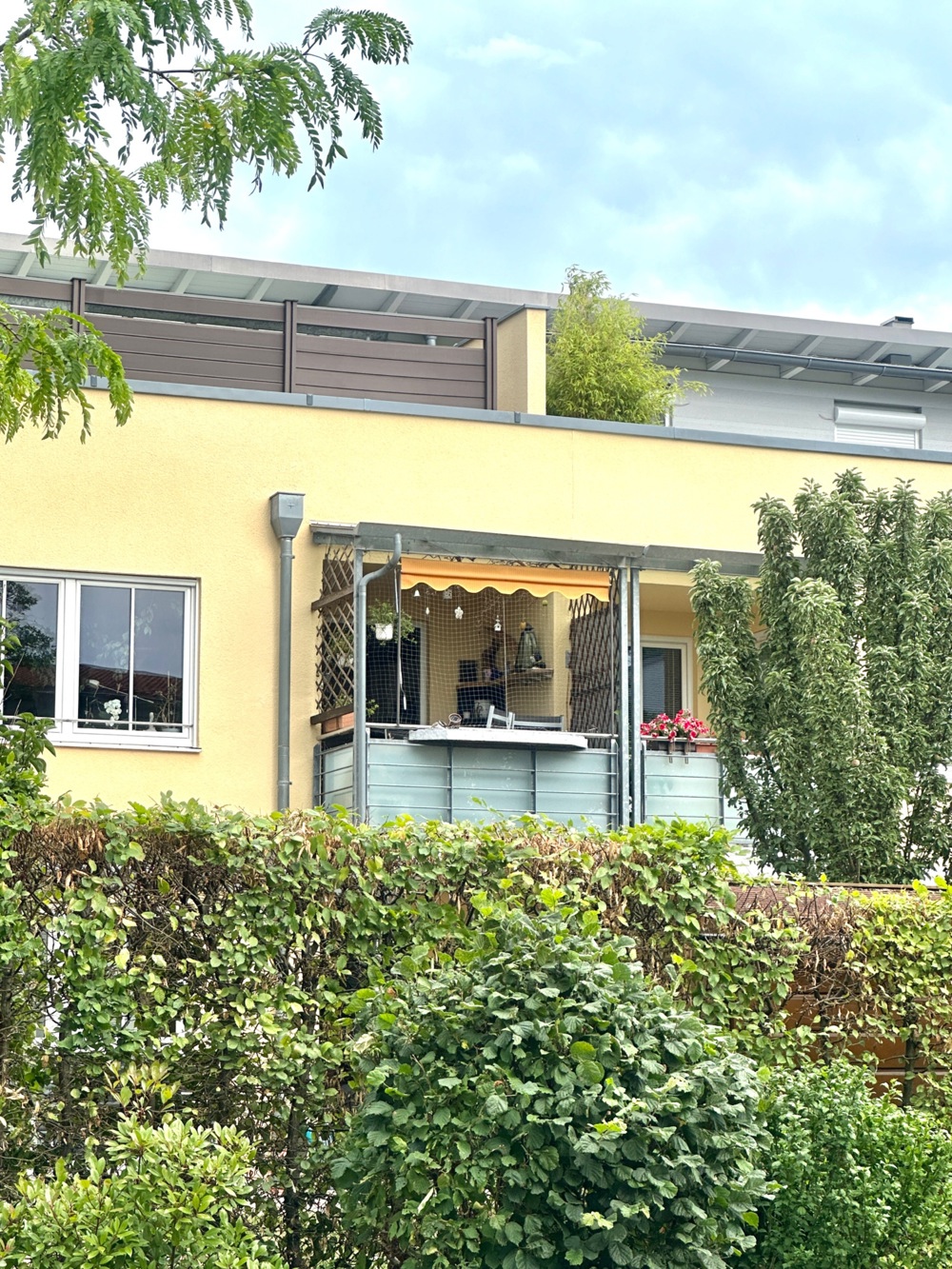 Familienfreundliche Wohnung mit zwei Balkone in ruhiger Wohnlage von Grün umgeben