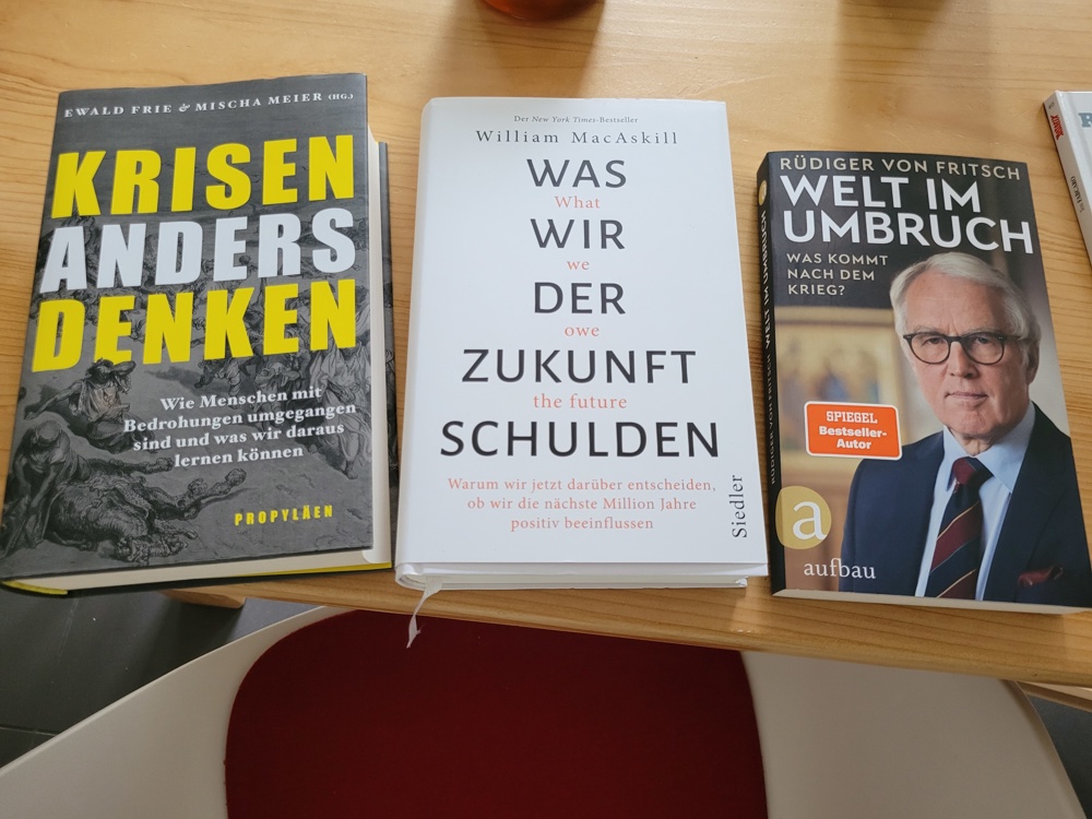 3 neue Sachbücher (Politik) für 20 statt 76  Originalpreis
