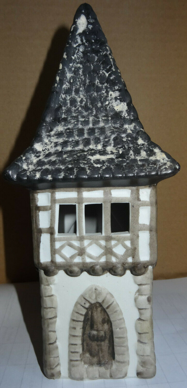 DL Kapelle Dekoration weiß grau Keramik 20x13,5x10kaum benutzt einwandfrei erhalten  Kunsthandwerk