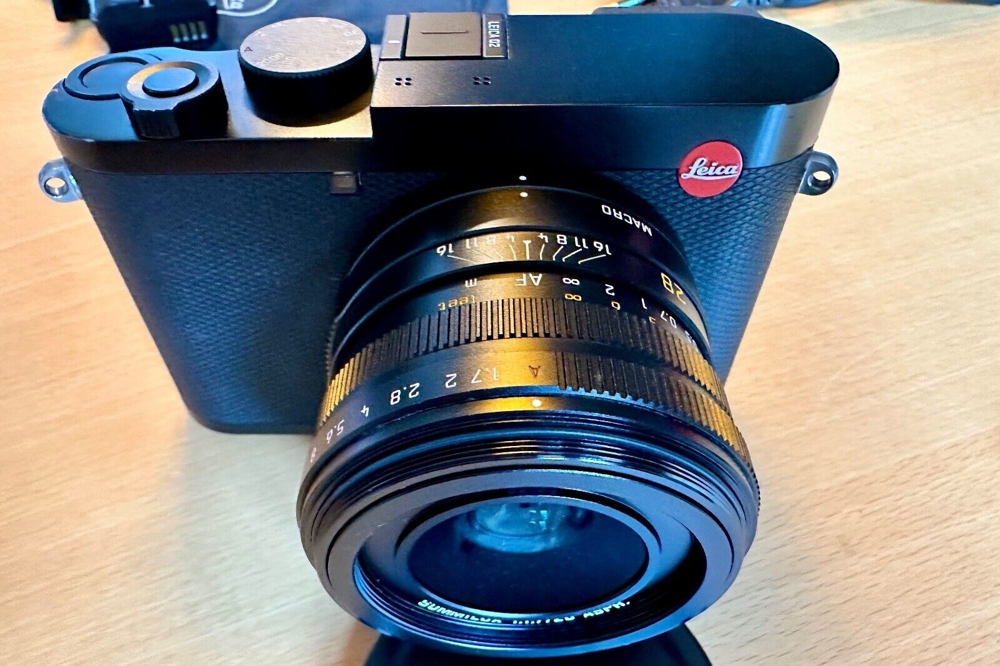 Leica Q2, schwarz, 47,3 Megapixel, Vollformatsensor