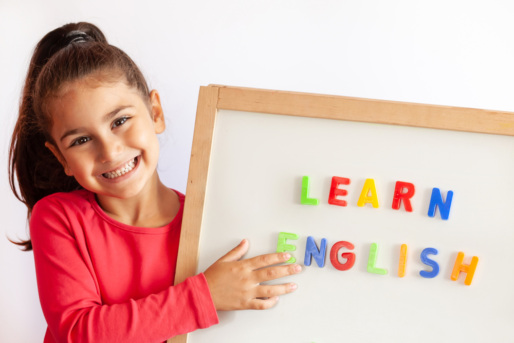 Englische Spielsprachschule sucht Kursleiter:in für Kinder (3- bis 10-Jährige)
