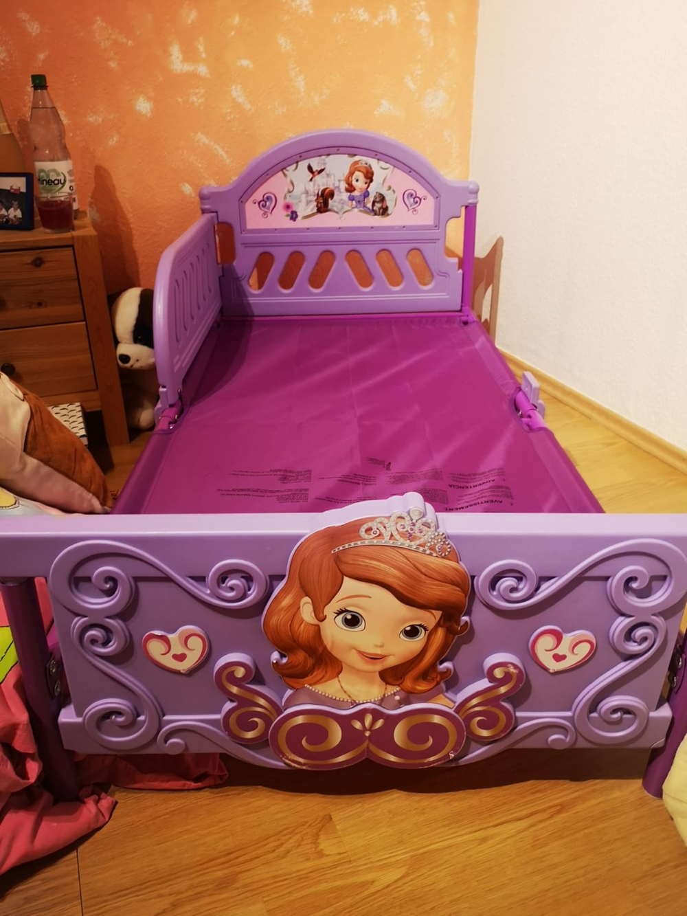 Kinderbett für kleine Prinzessinen 