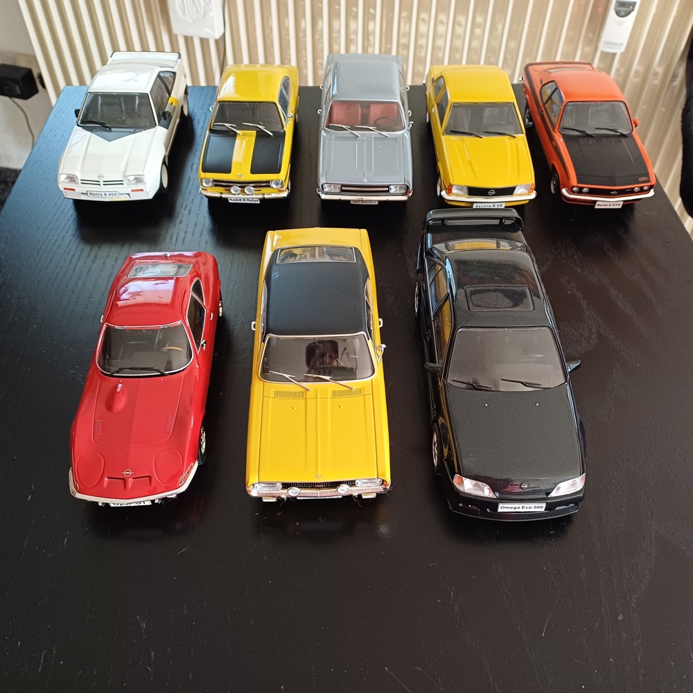 8 Opel Autos aus der Opel Collection siehe Beschreibung!!!