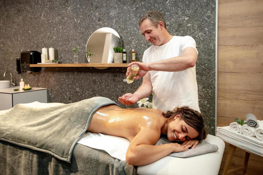 Massage services zu Haus besuch 