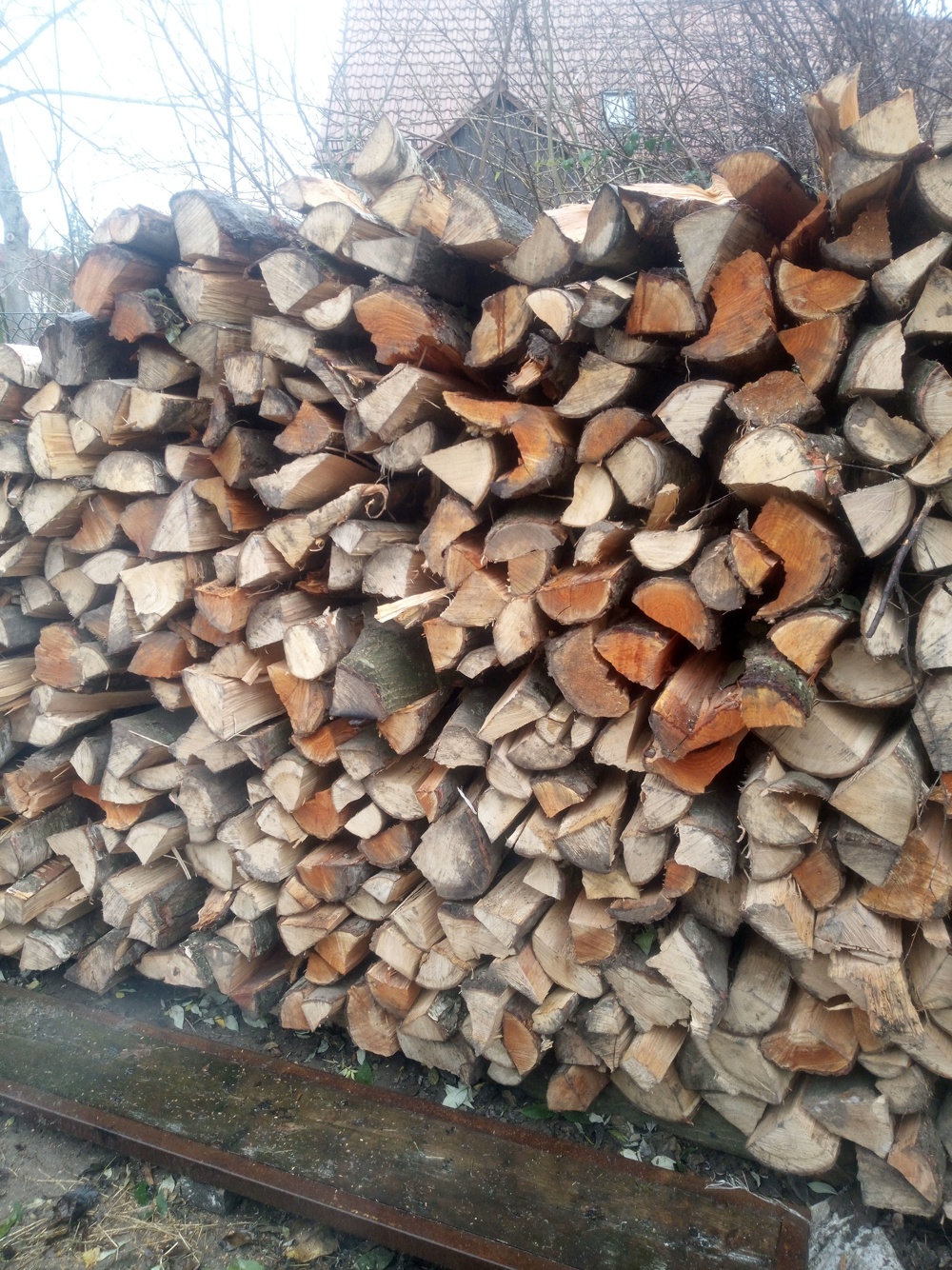 Brennholz zu verkaufen 