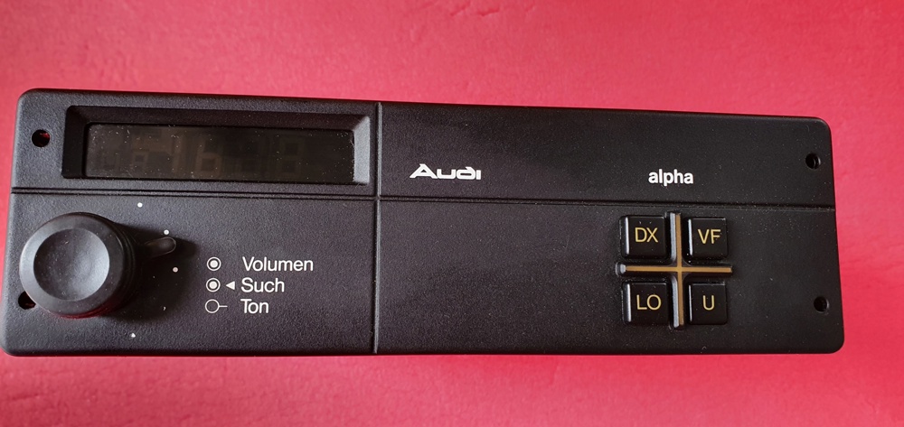 AUDI Alpha M95 Autoradio!